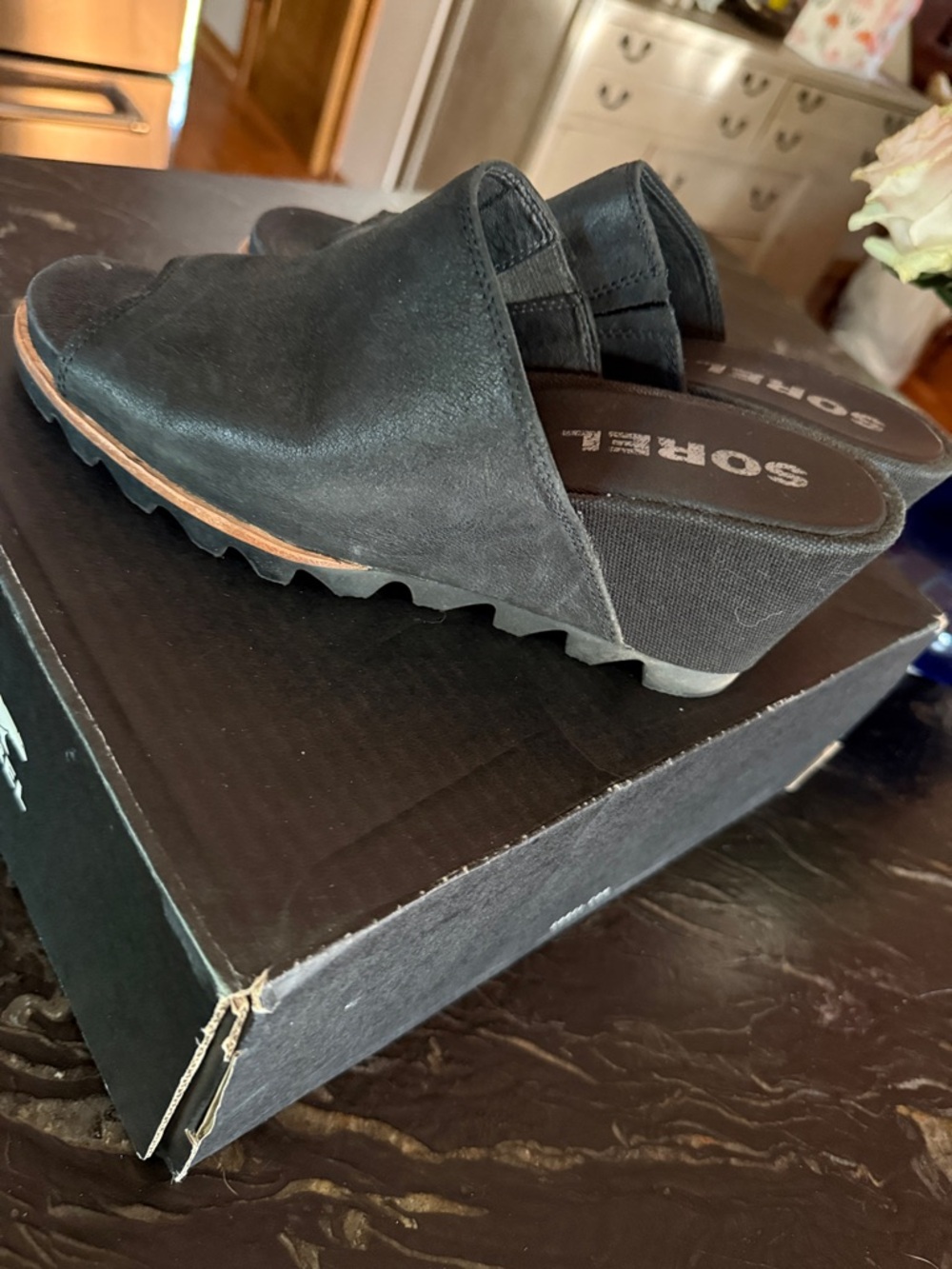 Sorel Black Open-Toe Slide Mules - Picture 2 of 4